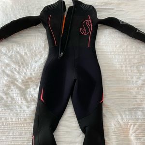 ScubaPro women wetsuit 5mm